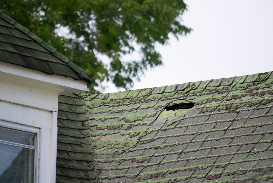 Evaluate Your Own Roof Before Selling: Top Tips